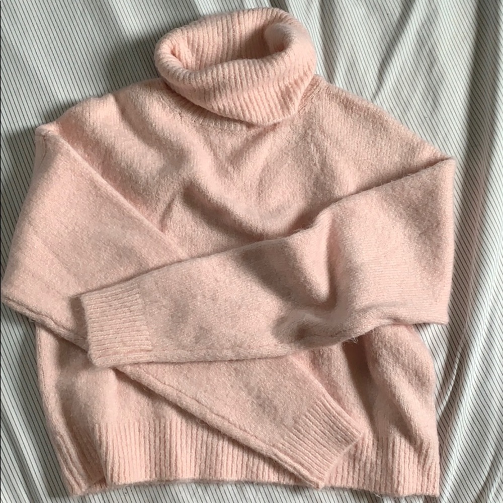 pink cropped sweater